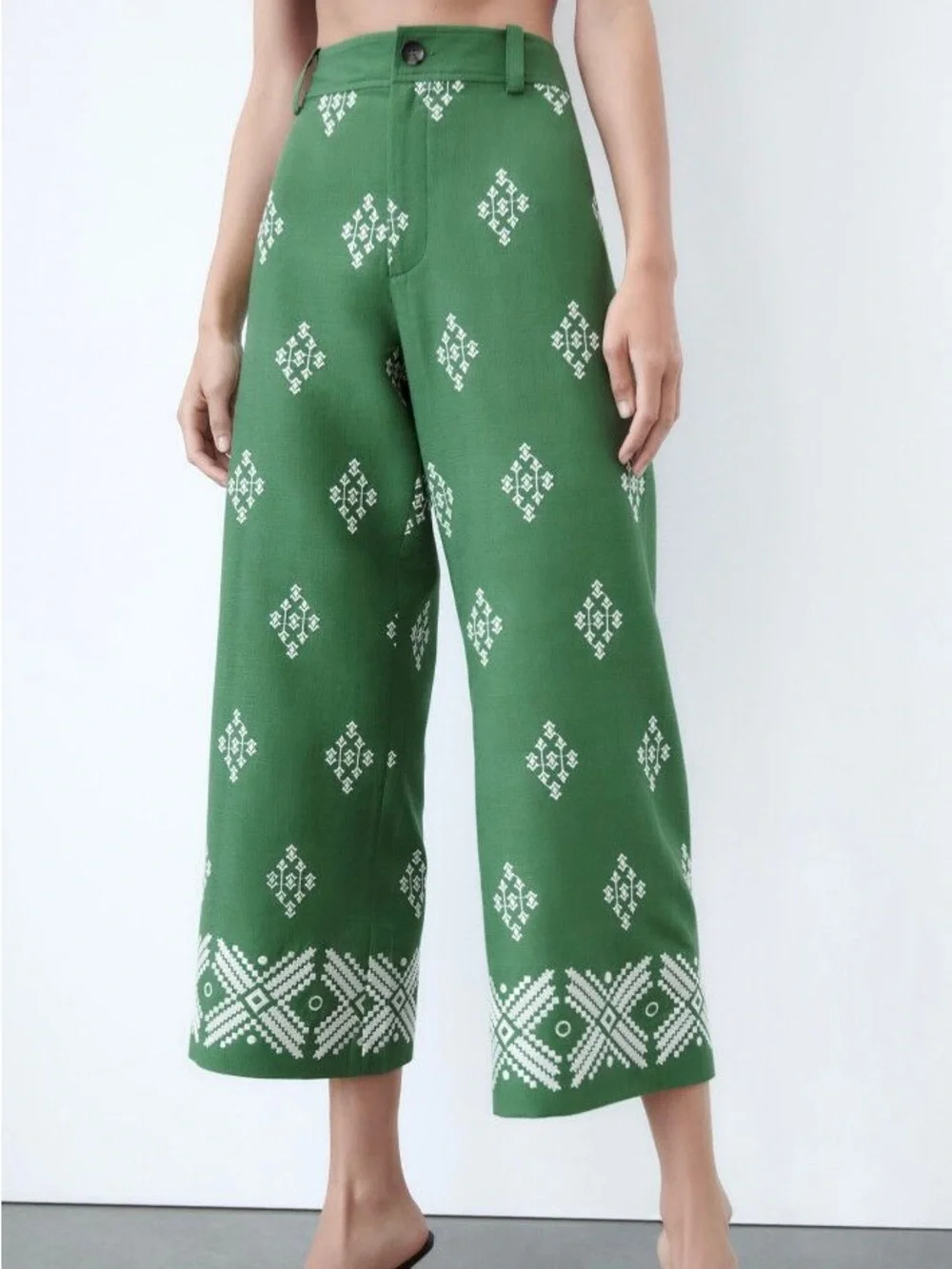 Zara green embroidered linen blend wide-leg cropped trousers S